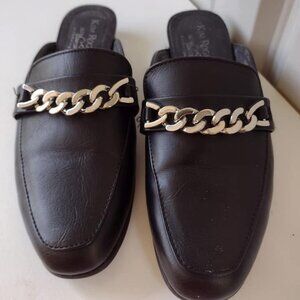 Size 7 Women's Black Slip On Shoes W/ Gold Chain Slide on Sandals